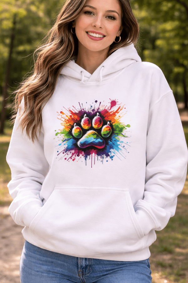 Hoodies s tot en met 2 xl met logo of eigen print. Via mail word persionalisatie geregeld.